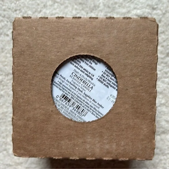 Disney Princess Cinderella Candle by Bath & Body Works - NIB - Picture 2 of 2